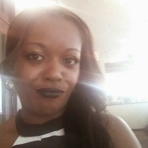 Meet your Posher, Regina